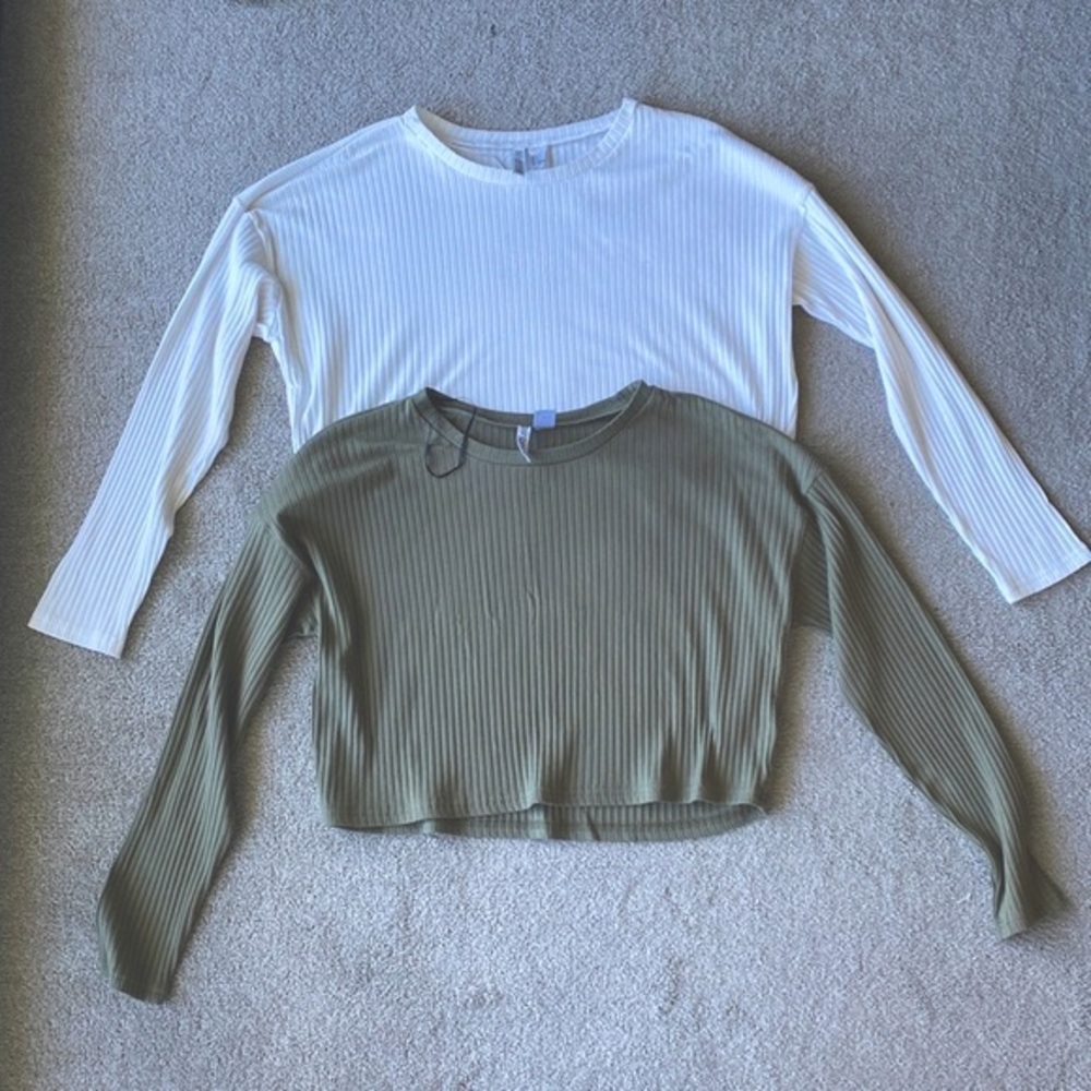 Olive Green & White Ribbed Crop Top